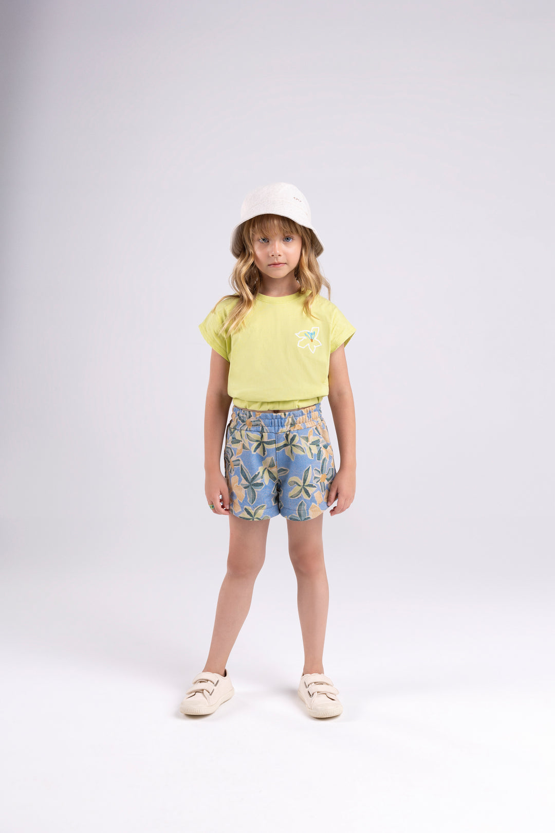 BUGBEE NIÑA CONJ. DE SHORT LIME CREAM