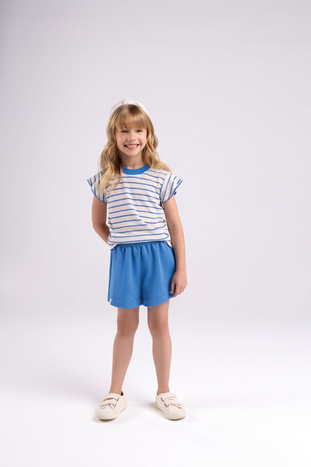 BUGBEE NIÑA CONJ. DE SHORT AZUL RAYAS