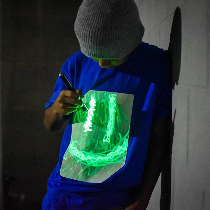 ILLUMINATED NIÑO TSHIRT SUPER GREEN GLOW ROYAL BLUE