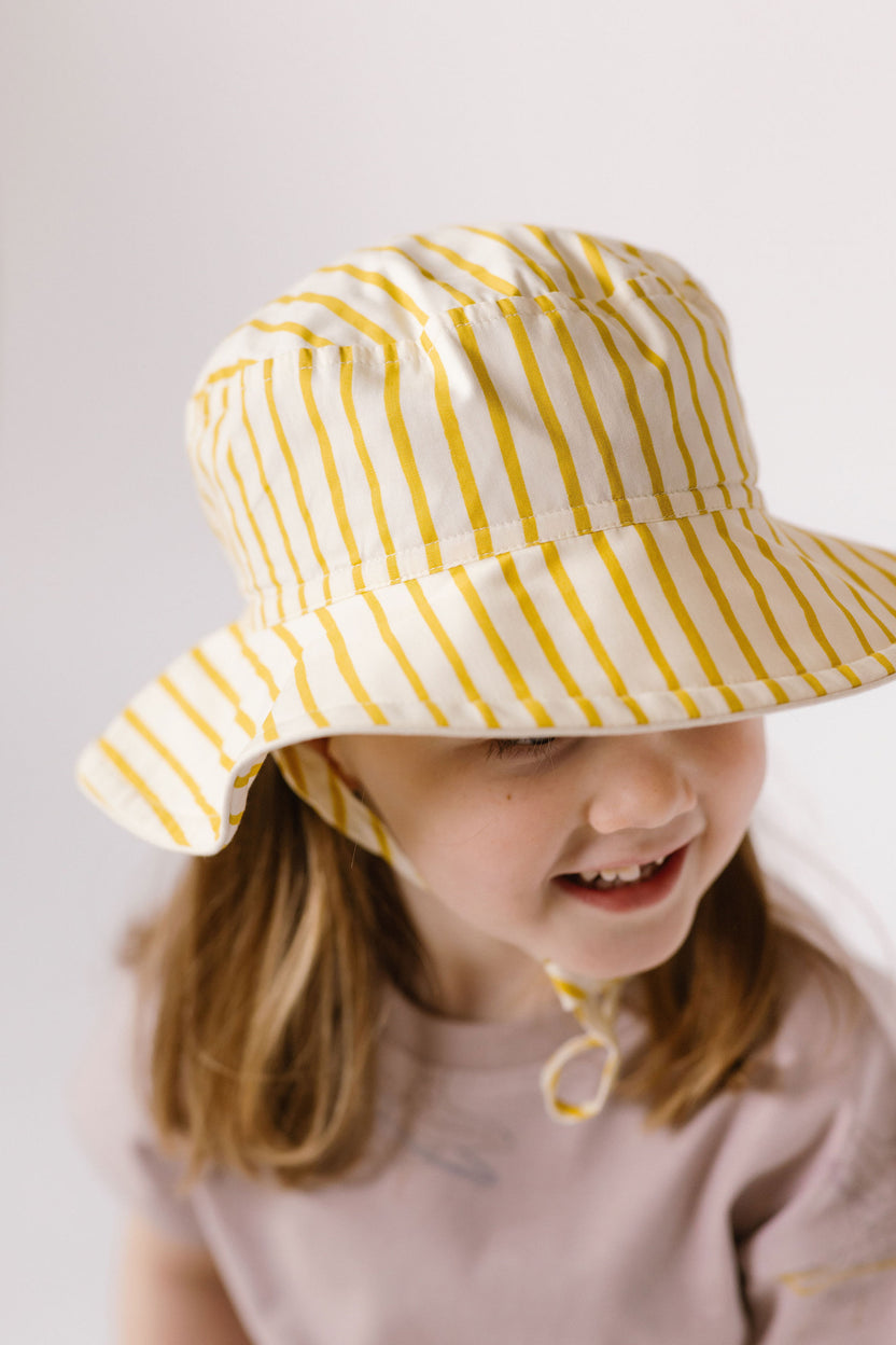 PEHR NIÑA SOMBRERO STRIPES AWAY MARIGOLD