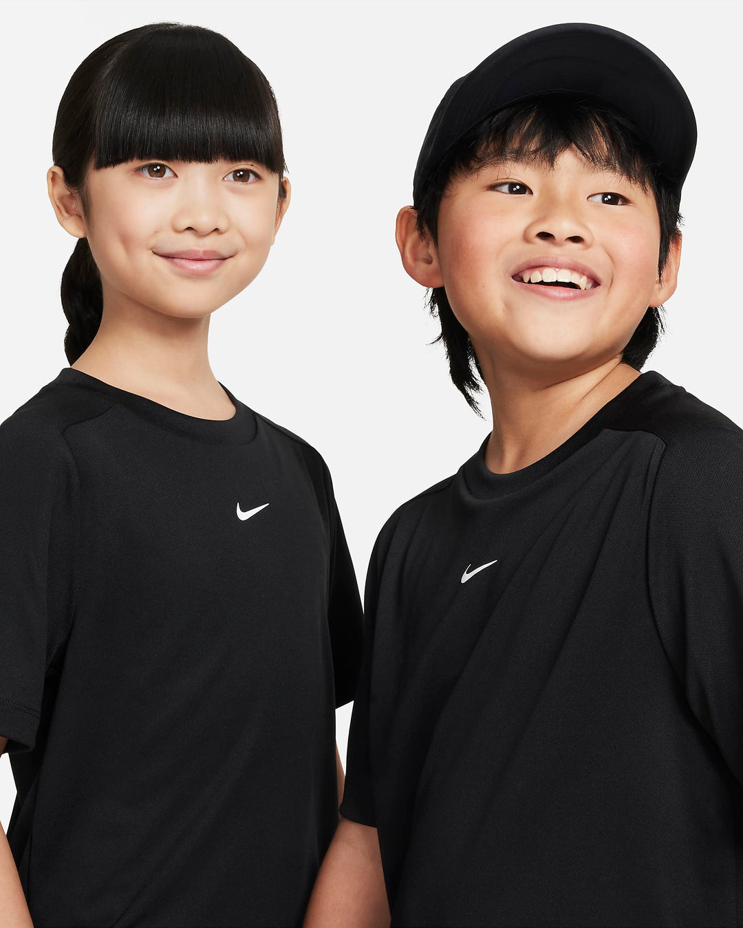 NIKE NIÑO TSHIRT BLACK/(WHITE)