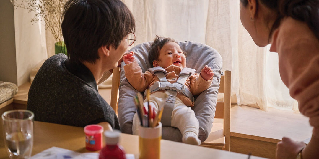 STOKKE SILLA DE COMER TRIPP TRAPP WITH NEWBORN