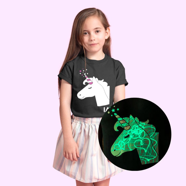 ILLUMINATED NIÑA TSHIRT INTERACTIVE UNICORN BLACK